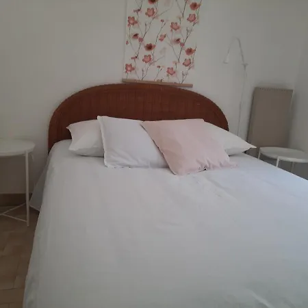 Les Sables D'or Vila